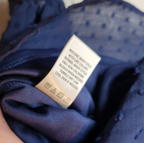 NWOT Beacon Apparel Faux Wrap Swiss Dot Navy Long Sleeve Top Size L - Picture 8 of 14
